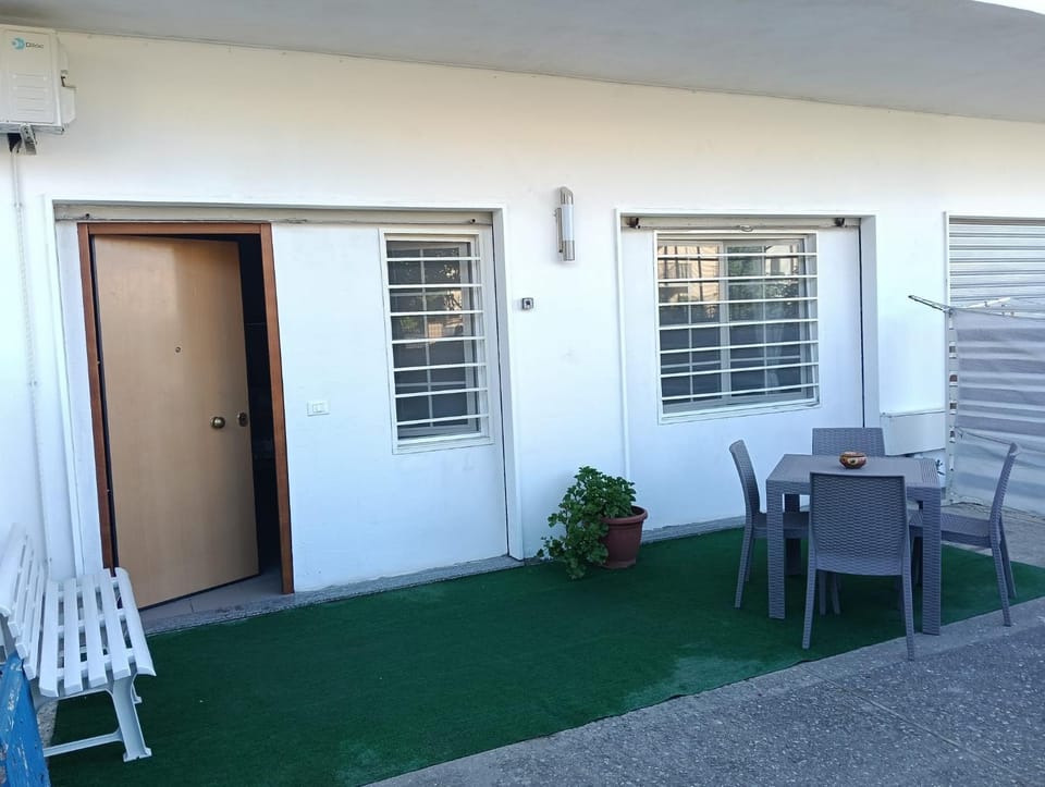 Inner courtyard view