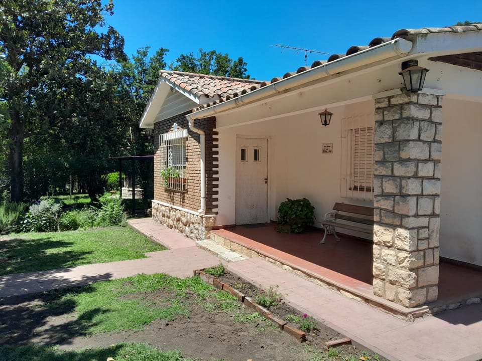 La Casa de los Gisitos House in Cordoba Province