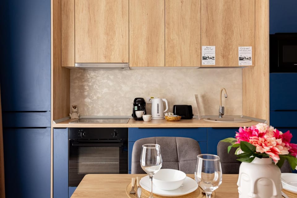 Sika Regal Apartment Arad - private garden & parking - self check-in Apartment in Hungary
