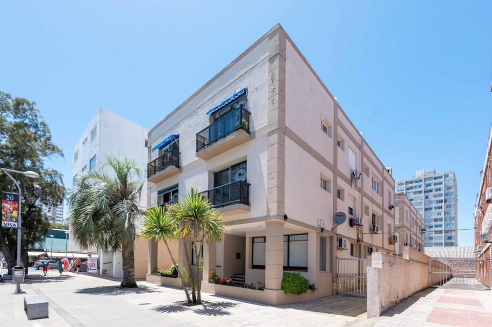 Apartamento Edificio Niza Península Se Reserva con SEÑA Apartment in Punta del Este