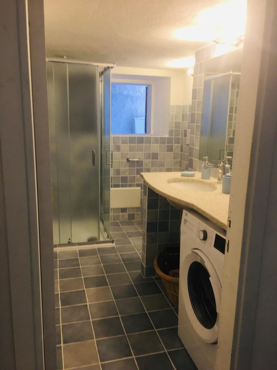 Shower, Bathroom, washing machine