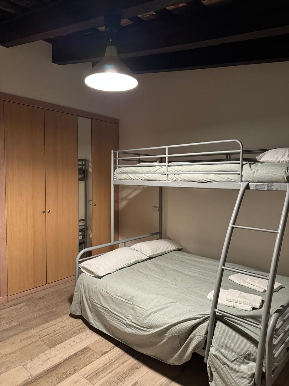 Bed, Photo of the whole room, Bedroom, bunk bed, towels, wardrobe