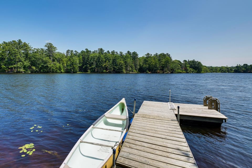 17 Mi to Acadia: Cottage Near Dtwn Ellsworth! House in Surry