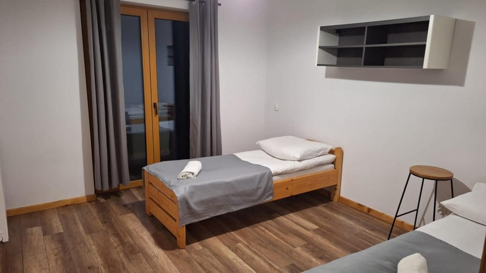 TV and multimedia, Seating area, Bedroom, towels