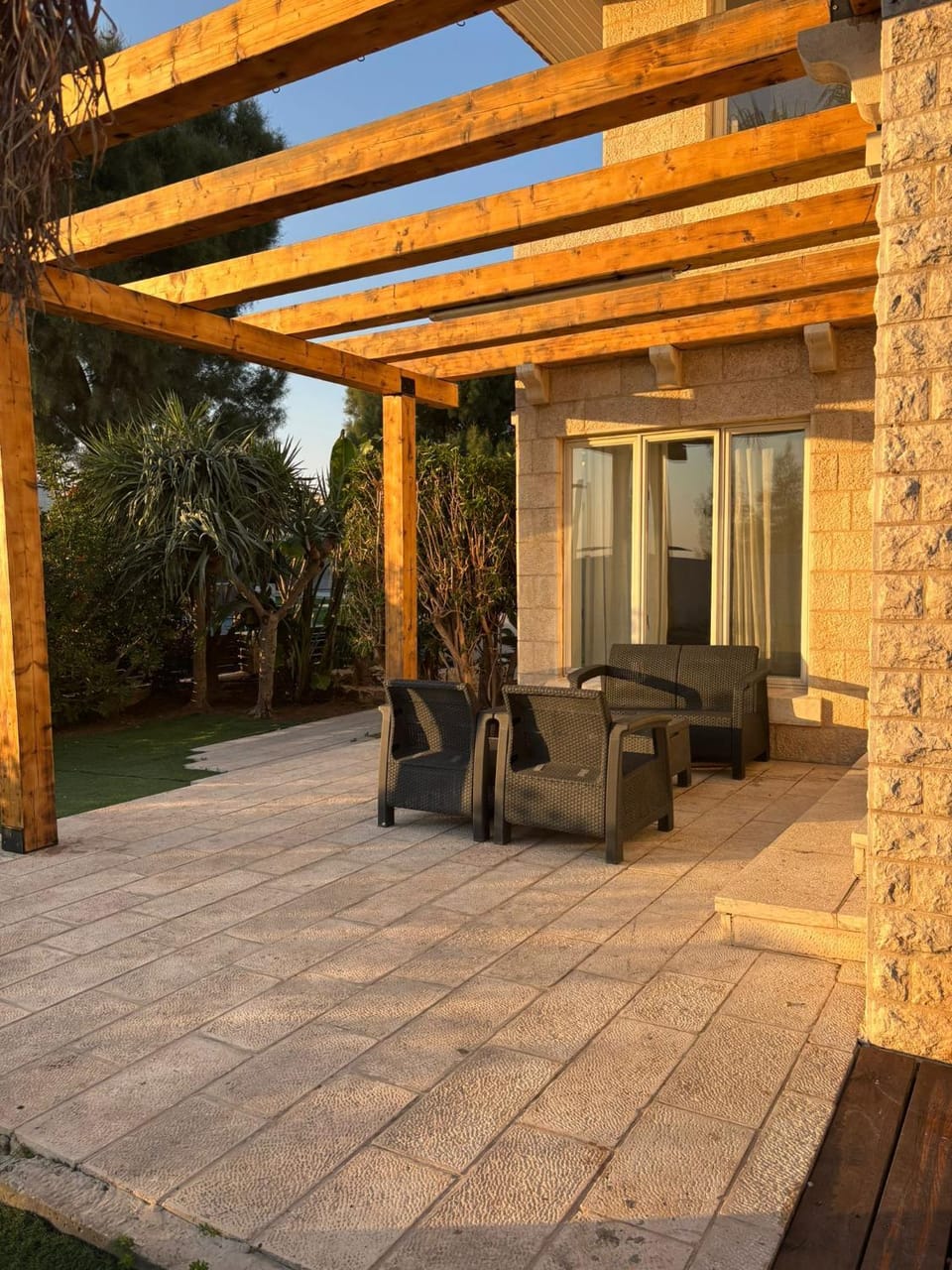 וילה ליד הים והמרינה עם ברכה Villa in Herzliya