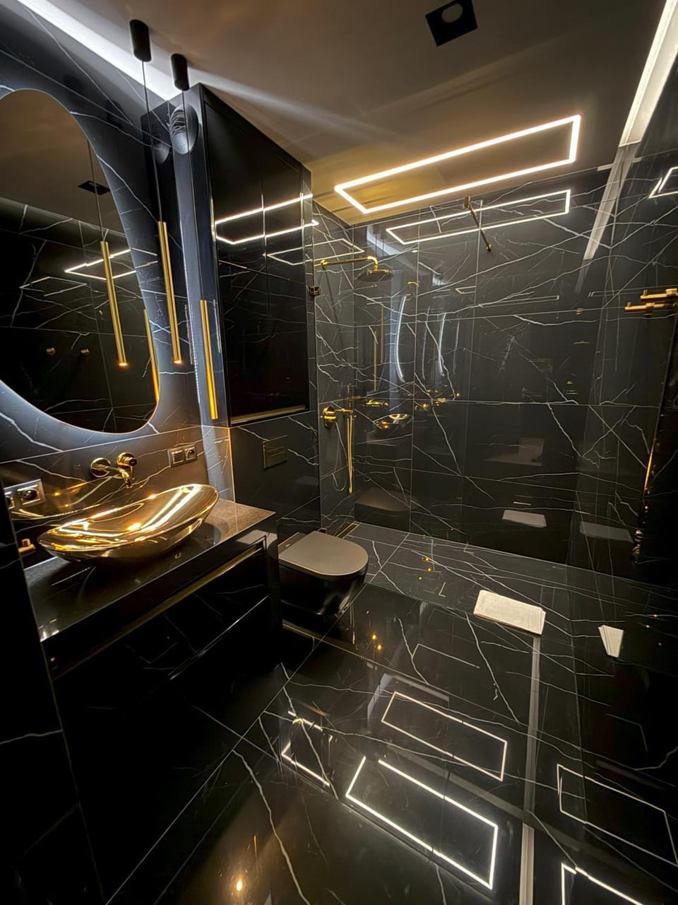 Shower, Bathroom, hair dryier