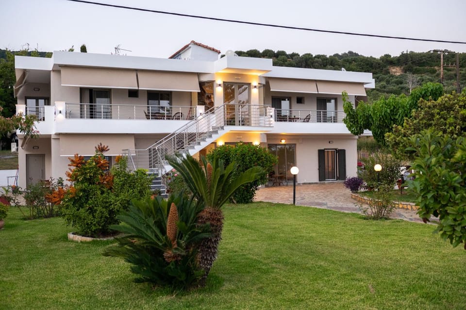 Garden, Garden view, Garden view