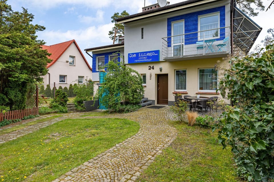 Property building, Garden, Garden view