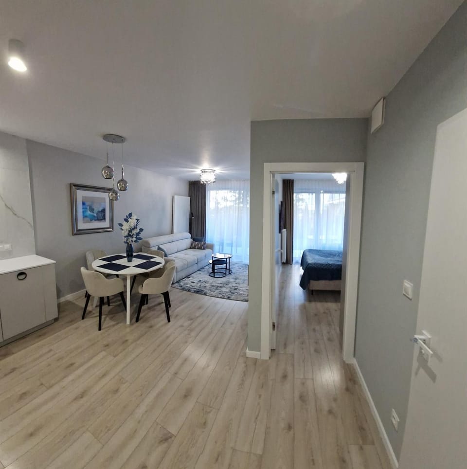 Kitchen or kitchenette, Living room, Photo of the whole room, Seating area, Dining area