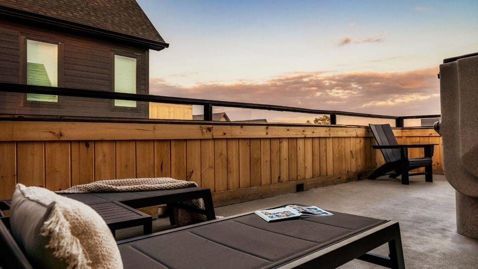 Ying at Reedmont House in Sevierville