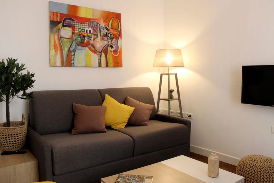 Charming in the Heart of the 9th Near the Opera Apartment in Paris
