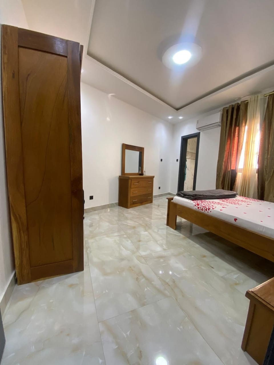 Stylish apartment with sea view Apartment in Dakar
