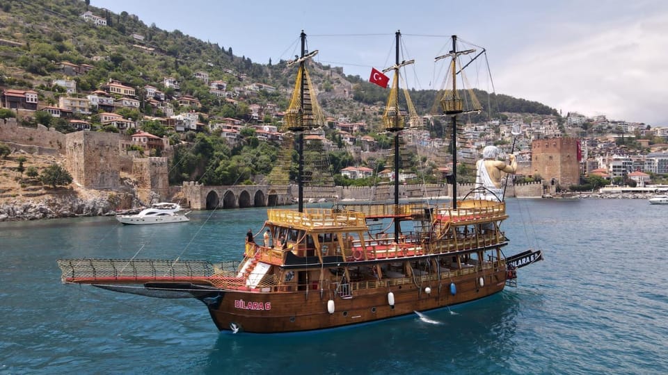 Boat tour with lunch in Alanya 4 hours trip Campground/ 
RV Resort in Alanya