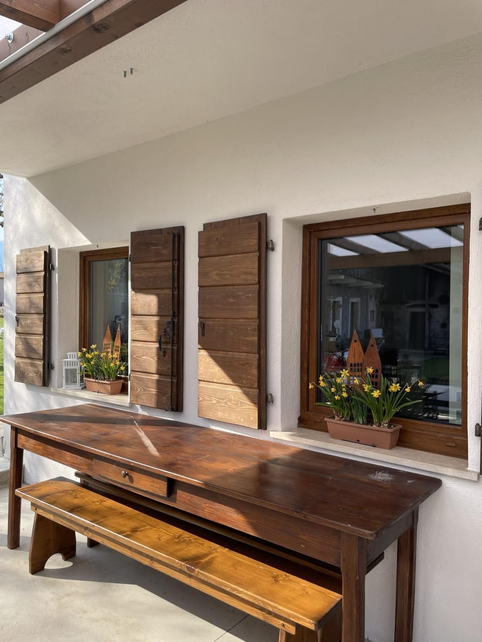 Property building, Patio