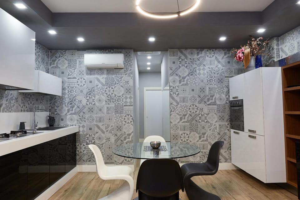 Kitchen or kitchenette, Living room