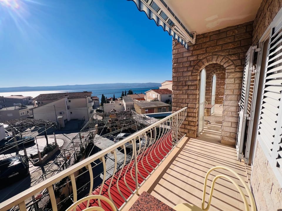 Property building, Day, View (from property/room), Balcony/Terrace, Sea view