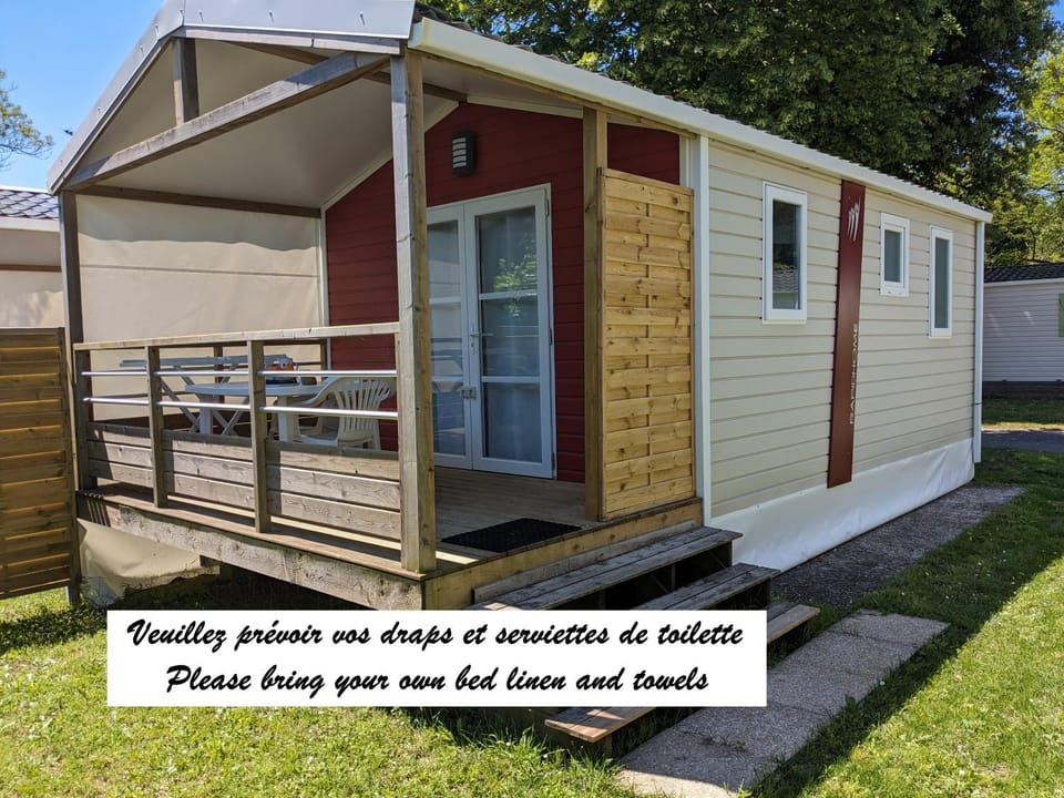 Camping Les Payolles Campground/ 
RV Resort in Saint-Georges-d'Oléron