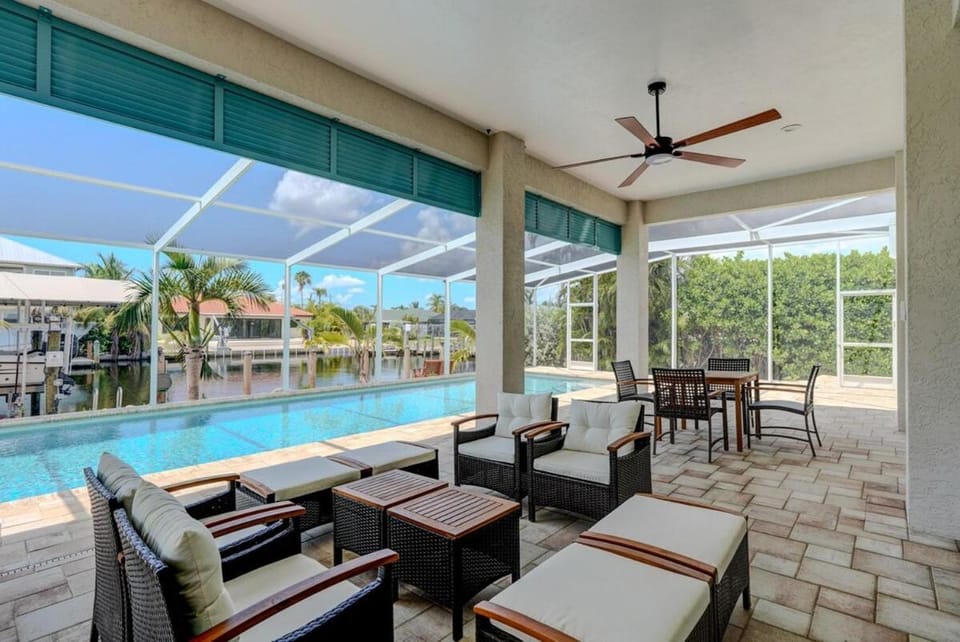 Palmview Paradise Fort Myers Beach House in Estero Island