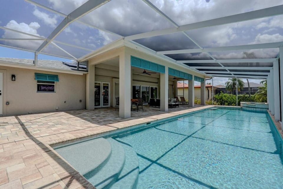 Palmview Paradise Fort Myers Beach House in Estero Island