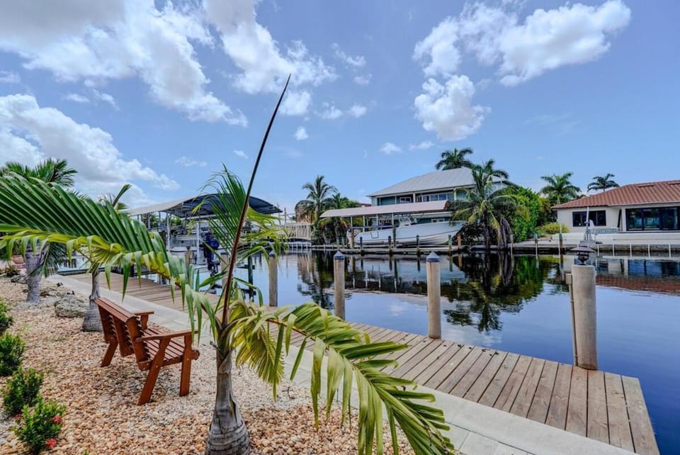 Palmview Paradise Fort Myers Beach House in Estero Island