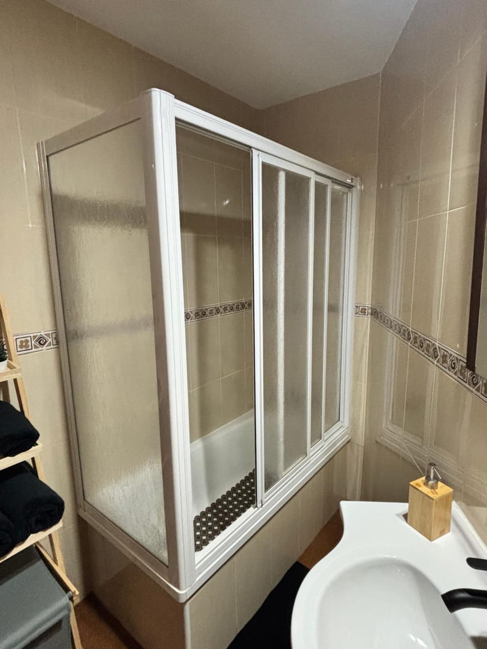 Bathroom, Bath