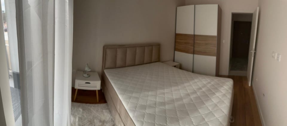 Stylish one bedroom apartment Central Point with -GARAGE 5 EUR PER DAY Apartment in Podgorica