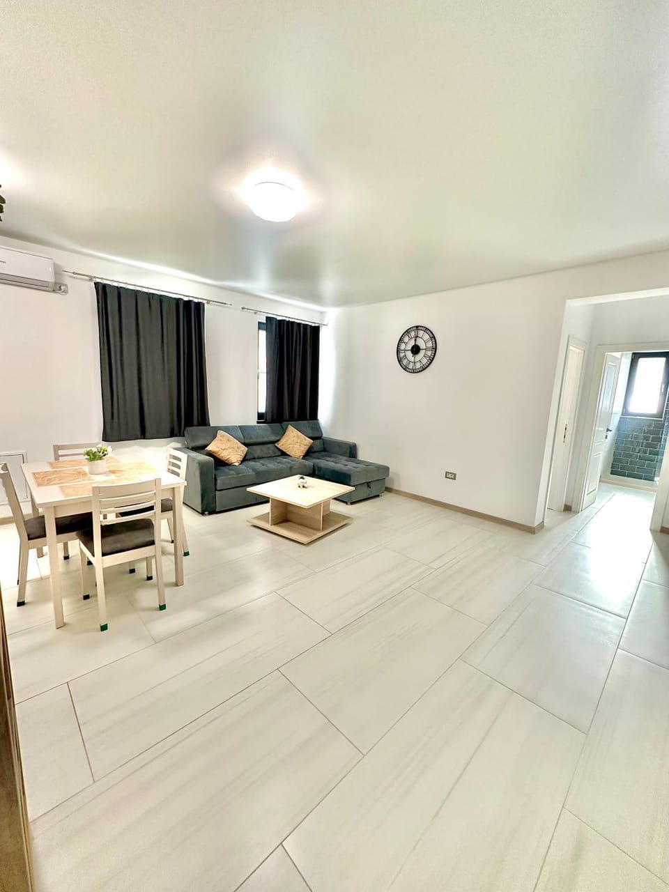 Living room, Seating area, Dining area, air conditioner