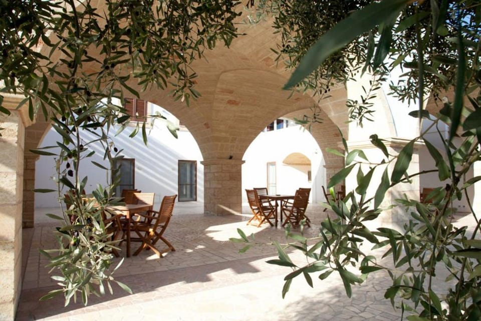 Patio, Day