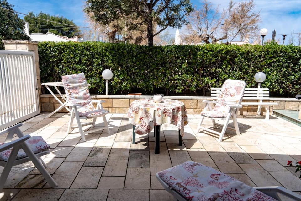 Patio, Day, View (from property/room), Balcony/Terrace, Dining area