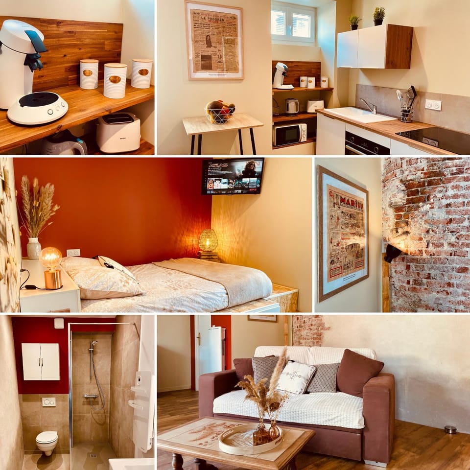Bed, Kitchen or kitchenette, Photo of the whole room, Bedroom