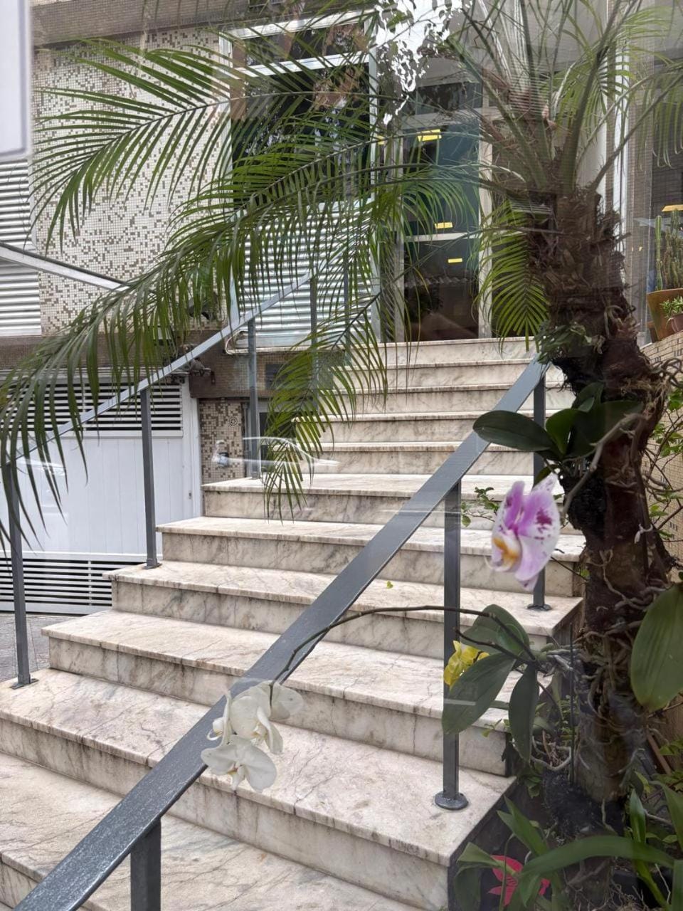 Apto Próx Metrô Trianon Paulista e Hospitais 9 de julho e Sírio Apartment in Sao Paulo City
