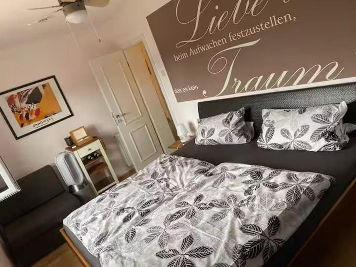 Bed, Bedroom