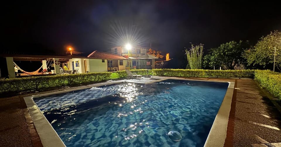 Finca descanso a 5 mts del parque del Café, Wifi, Piscina, Tv, Bbq 23Px House in Quindio, Colombia