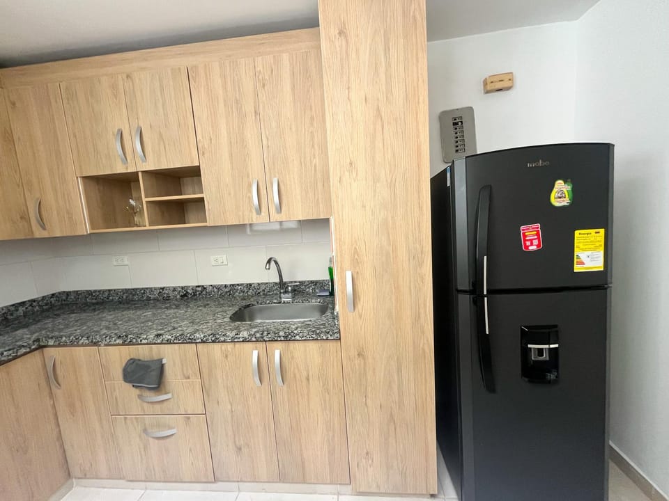 Económico apartamento en laureles wifi-Netflix Apartment in Medellin