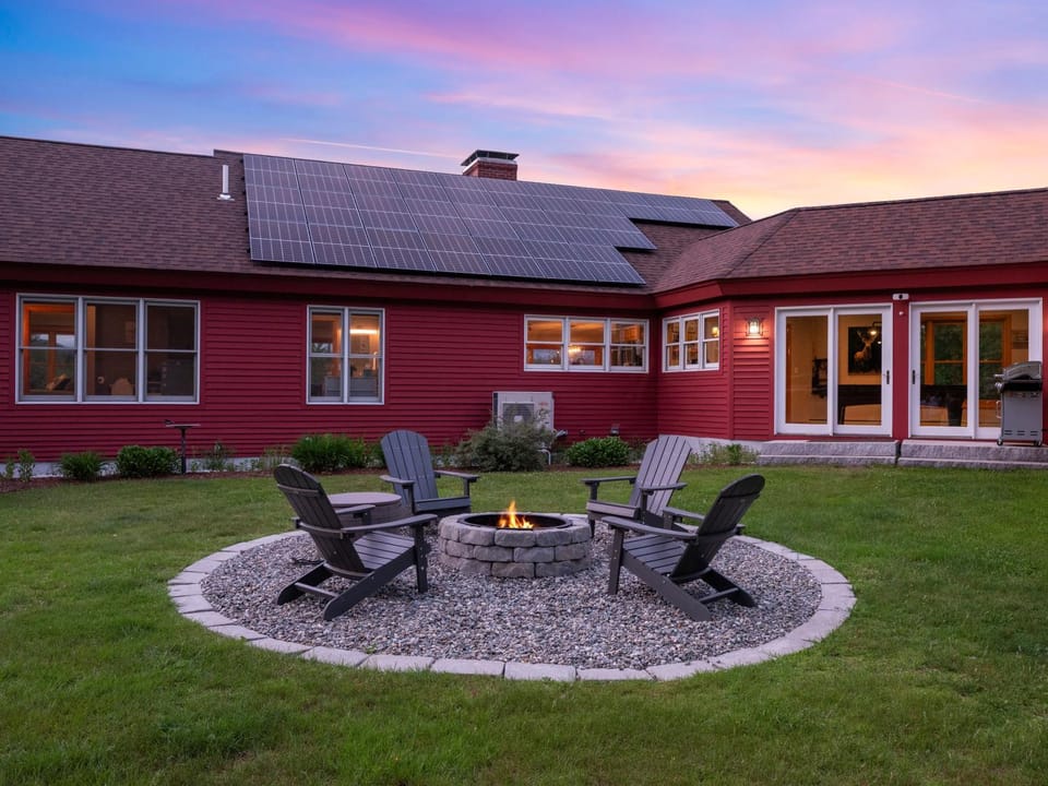 Patio, fireplace