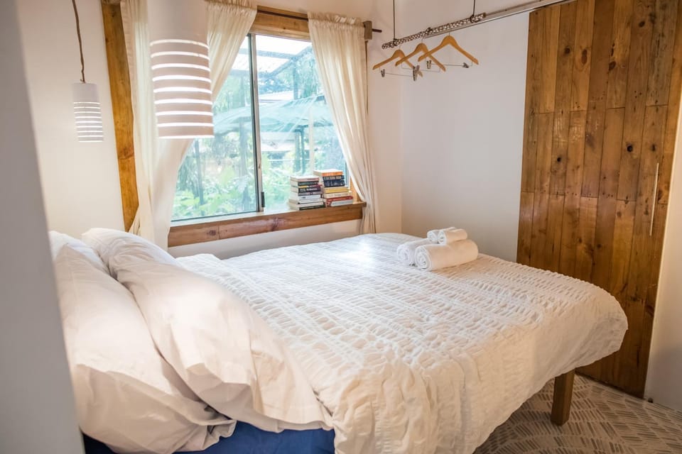 JIVA Nest Self-Service Tiny Home in Rainforest Nest with Kitchen - WiFi, Monkeys, Bats! Apartment in Subic