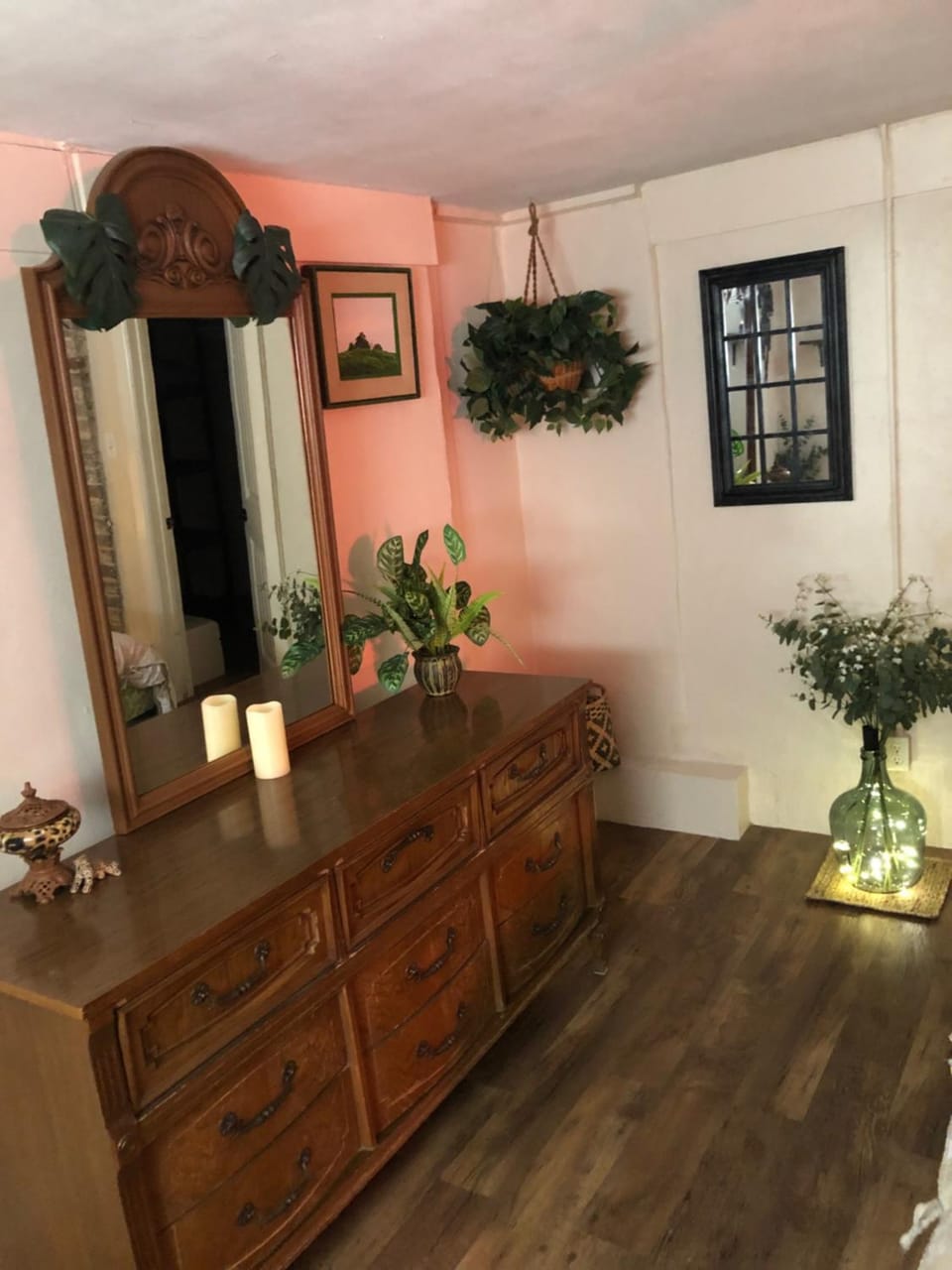 Jungle theme Apartment in Garden District