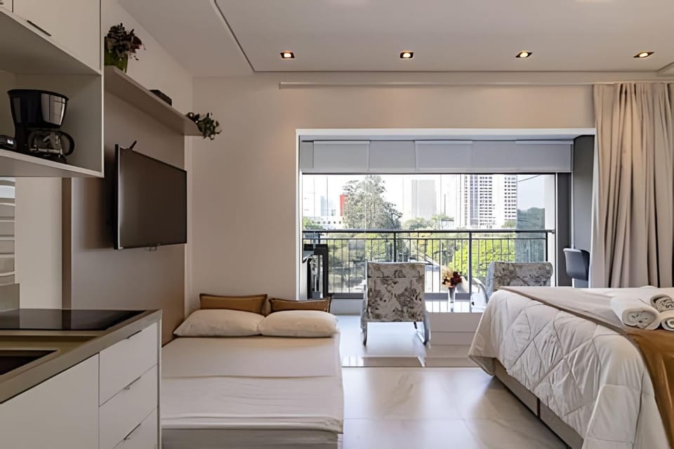 Bed, View (from property/room), Photo of the whole room, Bedroom