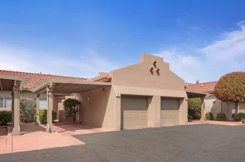 Refreshing Sedona Sanctuary with Pool and Hot Tub for Family House in Sedona