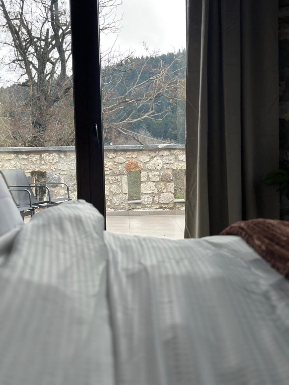 Bed, Day, Natural landscape, View (from property/room), Photo of the whole room, Bedroom, Mountain view