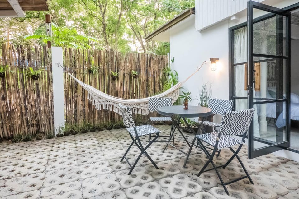 EIWA Nest Self-Service Apartment - AC, Outdoor Tub, Pet Friendly with a Fee Apartment in Olongapo