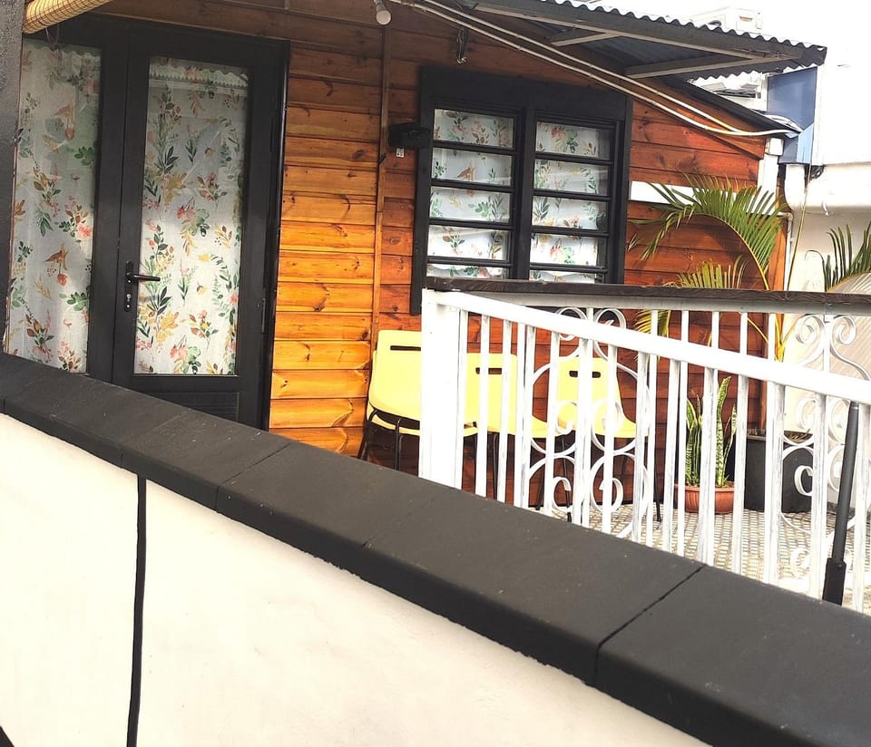 Property building, Balcony/Terrace