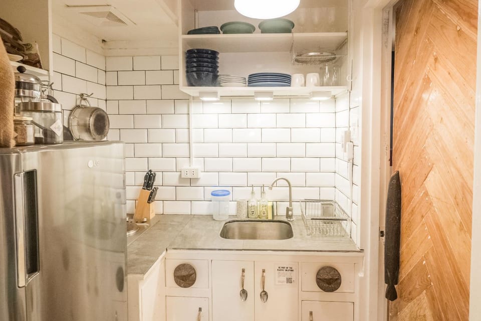 Kitchen or kitchenette, stove