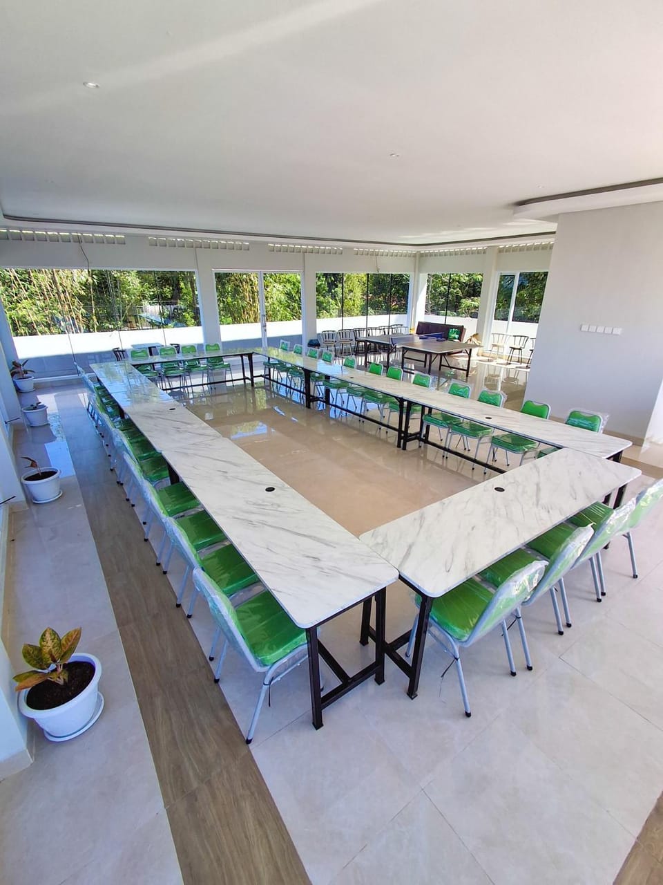 Meeting/conference room