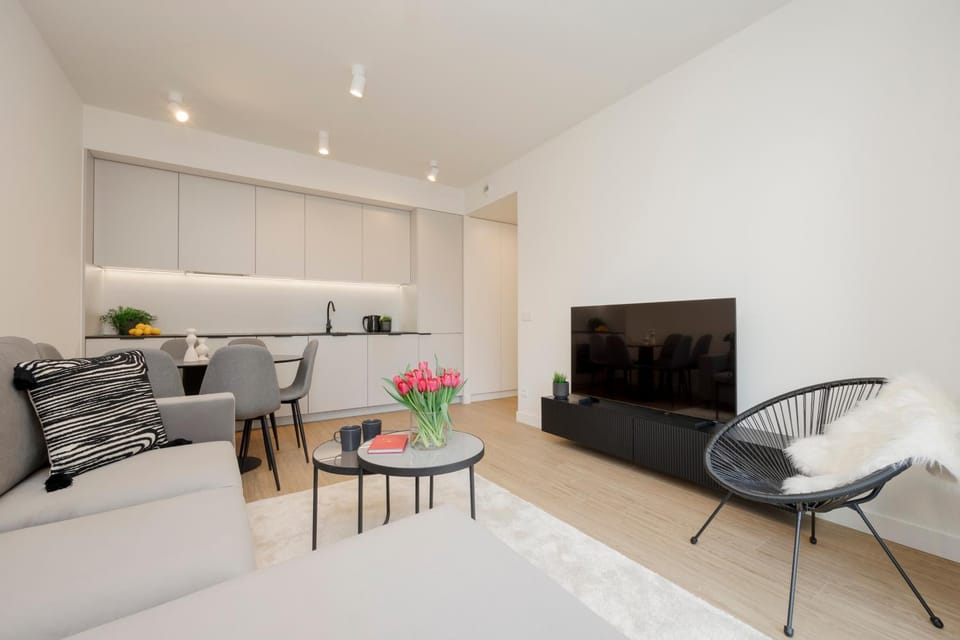 TV and multimedia, Kitchen or kitchenette, Seating area