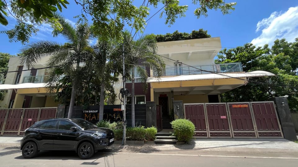 Property building, Parking