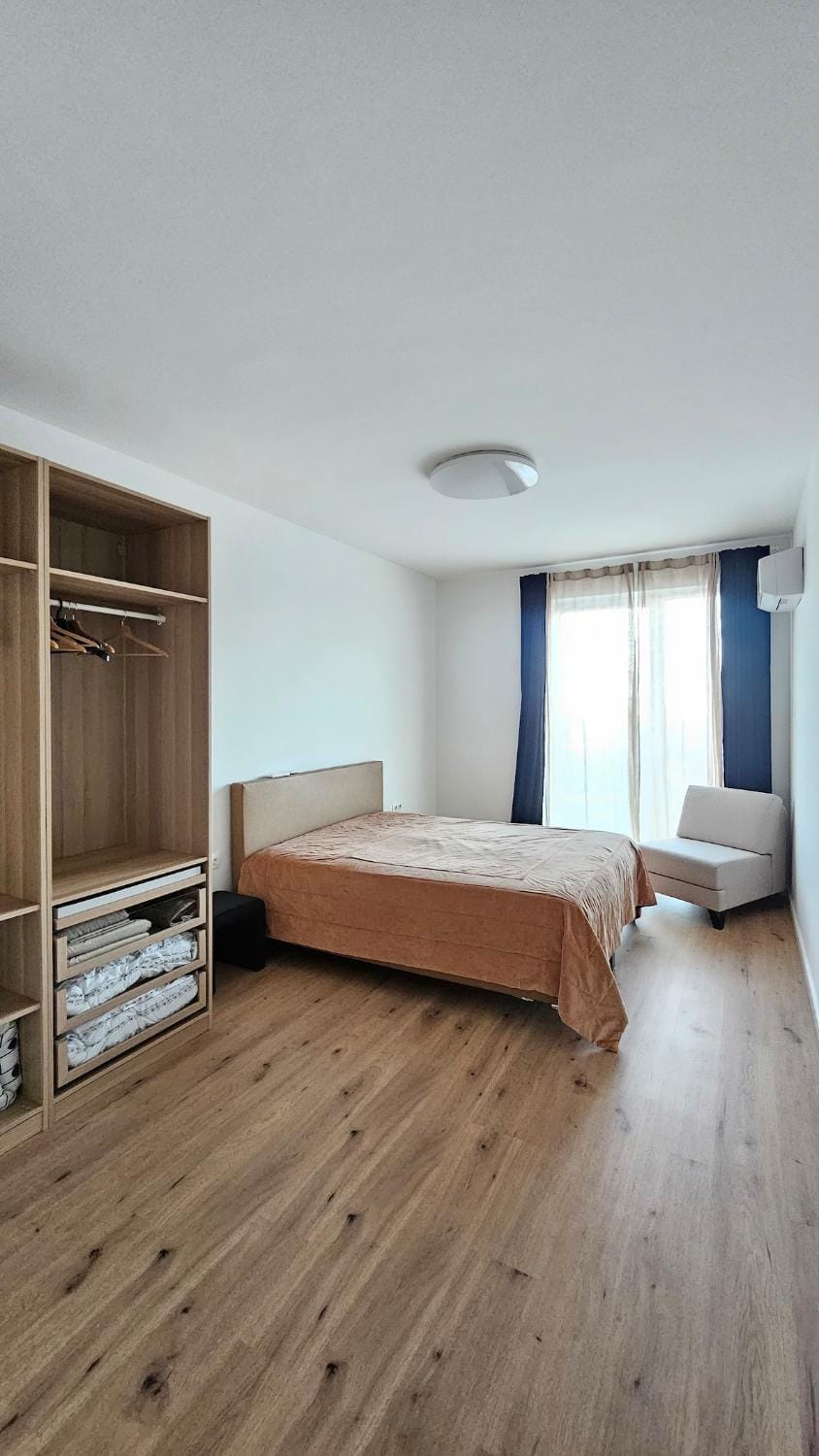 Cozy Urban Heaven with Dedicated Parking Spot Apartment in Sofia