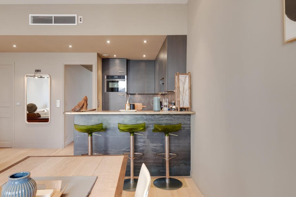 L'élégance à Antibes , central, 1 min de la plage Apartment in Antibes