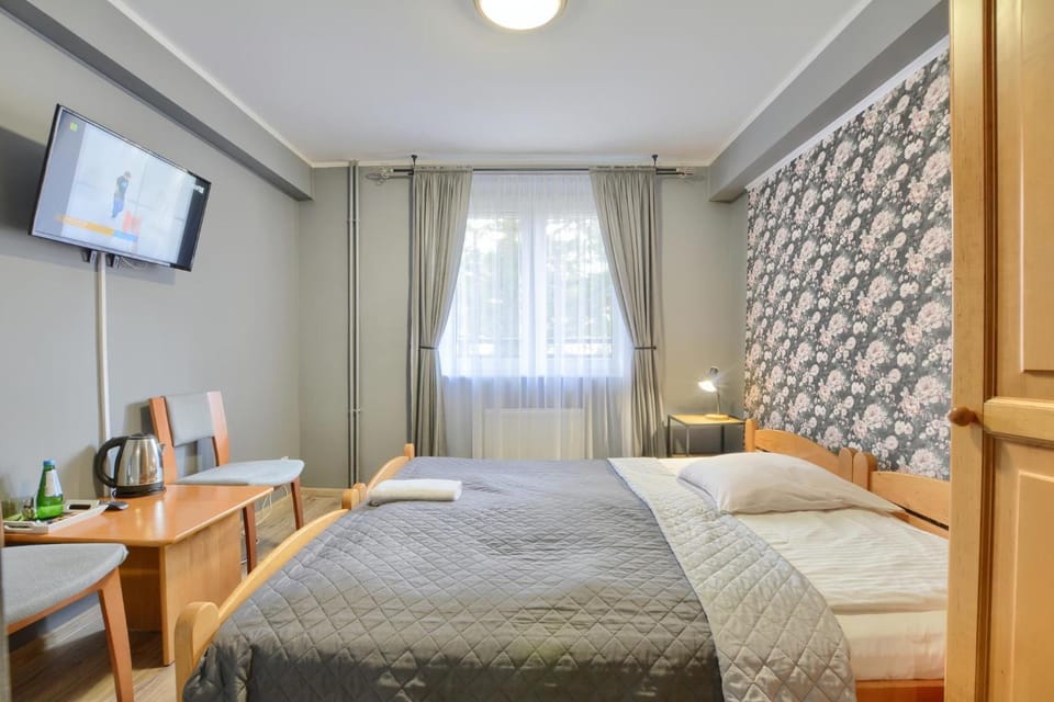 Rezydencja Karnat Wycieczka do Pragi gratis przy 6 noclegach z wyżywieniem !!! śniadania oraz obiadokolację Apartment in Lower Silesian Voivodeship