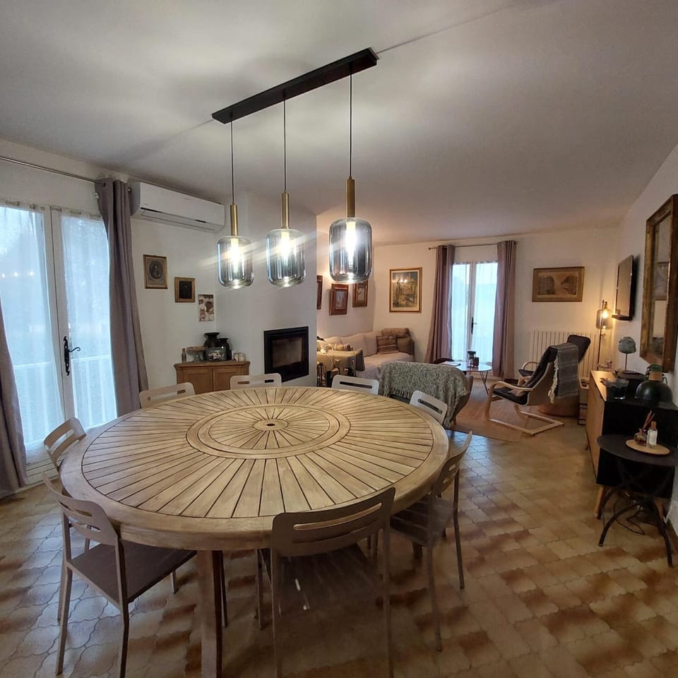 Maison familiale à louer dans le Luberon House in Provence-Alpes-Côte d'Azur
